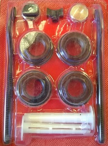 [26326] KIT UNIVERSAL ACCESORIOS P/ RADIADOR NEGRO - PEISA
