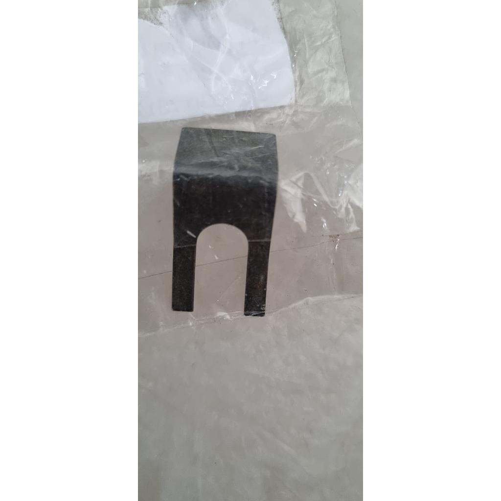 [7614] CLIP FIJACION MICROINTERRUPTOR COD: 000478